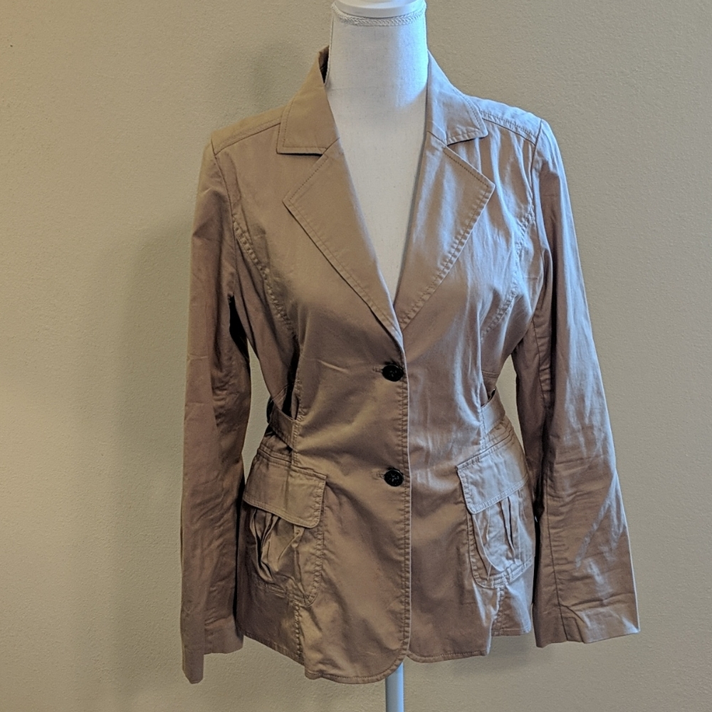 Light Jacket W/Adj Waist